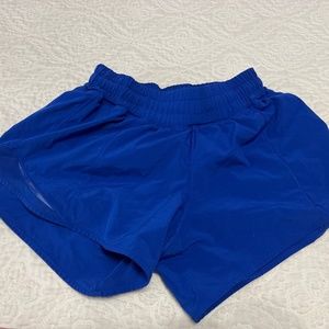 Lululemon Hotty Hot Shorts Size 4 Tall Blue